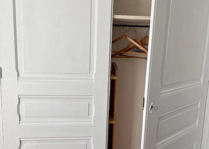 Le Floraline-au Coeur D'aix Les Bains - 3 * エクスレバン